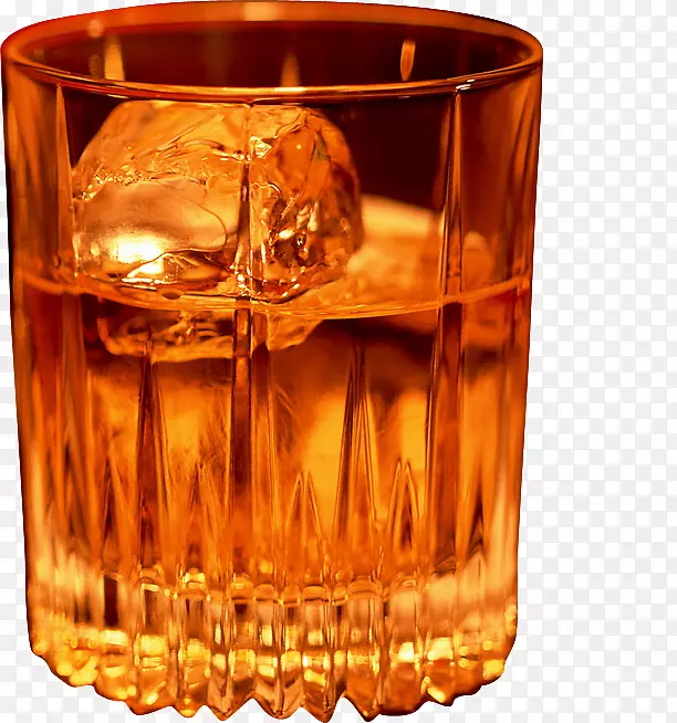 威士忌鸡尾酒啤酒蒸馏饮料波旁威士忌橙汁装饰啤酒杯