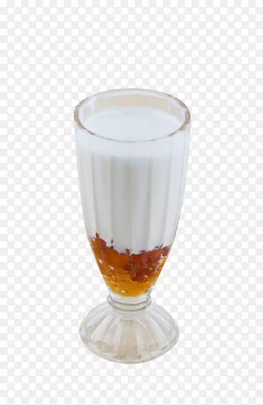 果汁奶油果冻-美味的牛奶汁