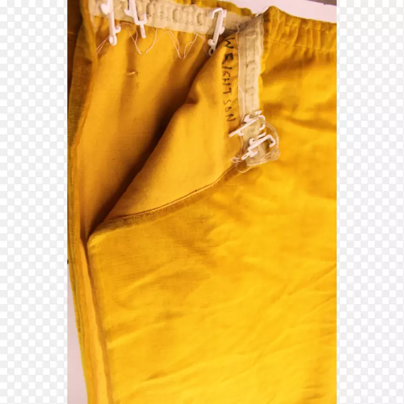丝绸材料.黄色窗帘