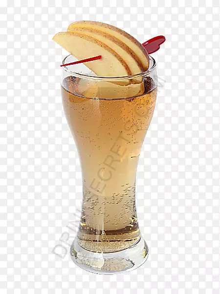 苹果奶昔鸡尾酒橙汁苹果鸡尾酒