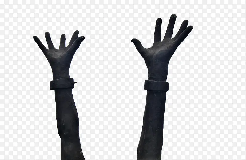 黑色张开双手的雕塑