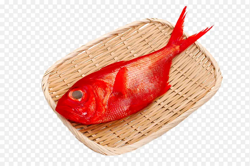竹筐里的红鱼