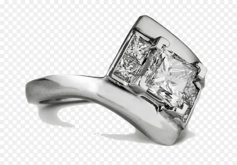 铂金钻石戒指