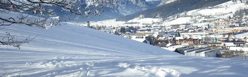 雪地背景