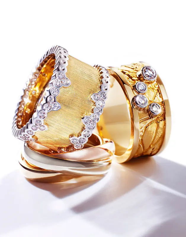 钻石豪华黄金手环