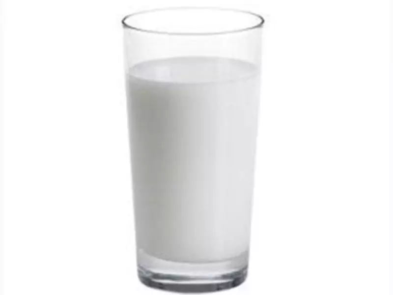 牛奶饮料肥胖食欲玻璃牛奶