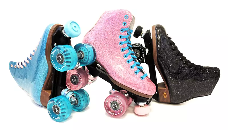 鞋辊溜冰鞋运动用品滑板.滚轴溜冰鞋