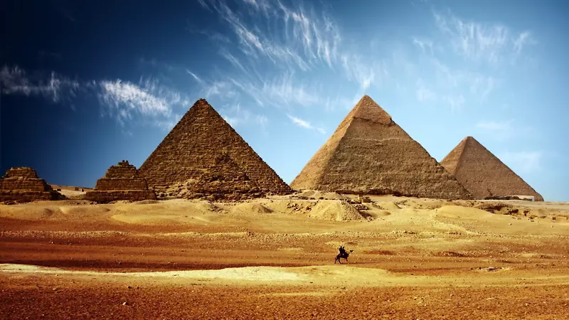 吉萨大狮身人面像金字塔，吉萨金字塔，埃及博物馆，埃及金字塔-埃及