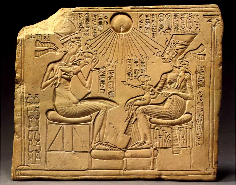 阿肯那顿的斯特拉和他的家族-埃及柏林阿玛纳博物馆-埃及诸神