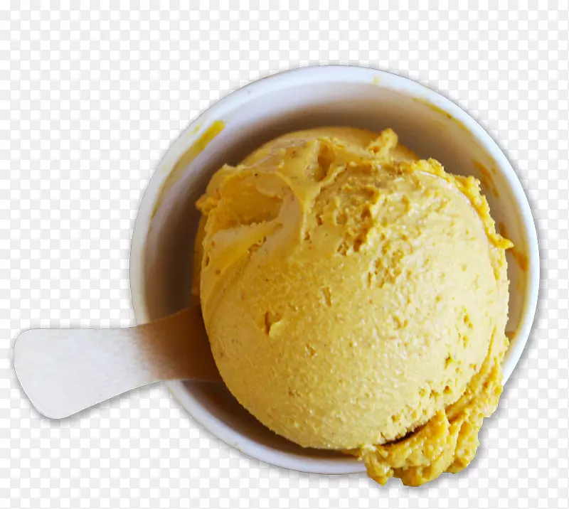 冰淇淋圆锥形冰糕腰果