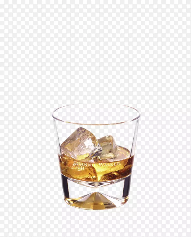 威士忌，约翰尼步行者，酒精饮料，蒸馏饮料，单麦芽威士忌-倒在水里，配上柠檬和冰块。