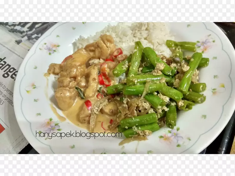 泰国菜黄油鸡肉肉汁素食食品-牛奶