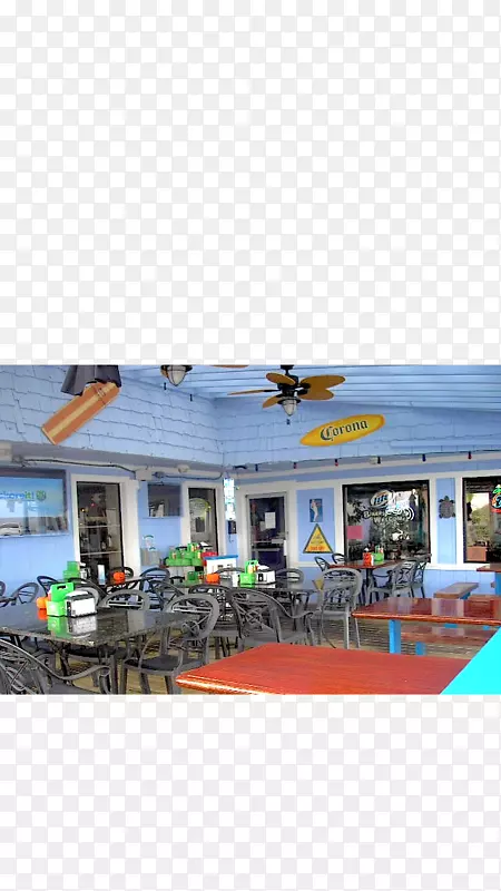 奥蒙德海滩泻湖酒吧和烧烤餐厅屋顶