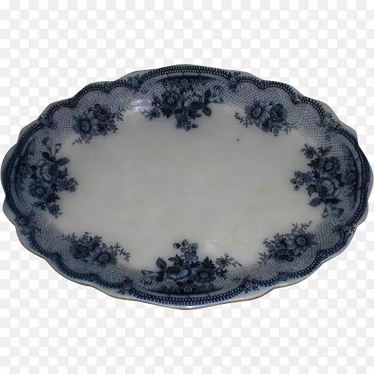 蓝白色陶器椭圆形瓷盘