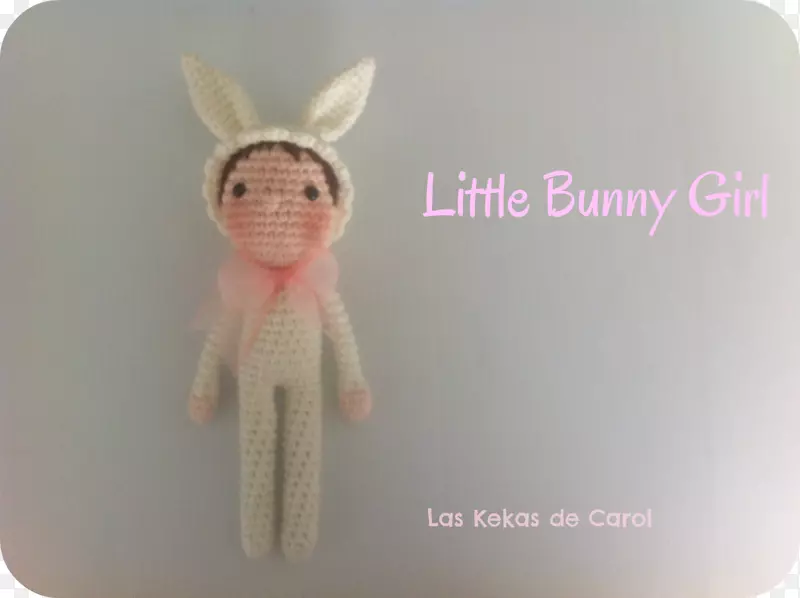 毛绒玩具和可爱的玩具粉红的小兔子耳朵