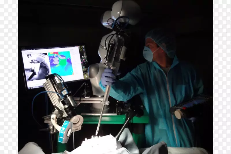 机器人辅助外科医生自主机器人