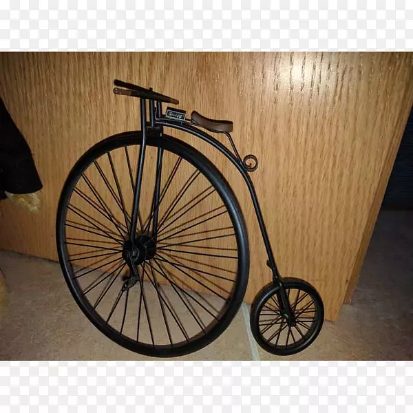 自行车车轮，自行车架，自行车马鞍，道路自行车，混合自行车-自行车