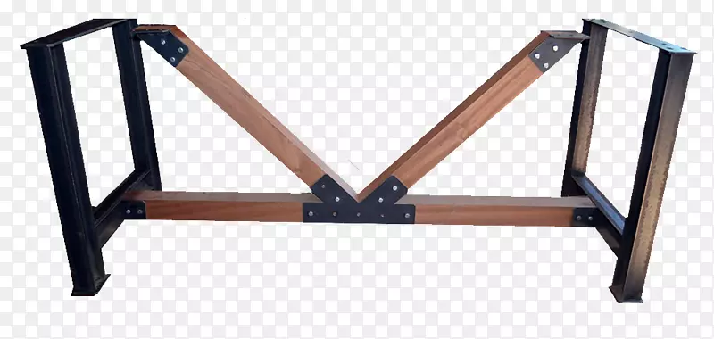 汽车铁工板和横梁-木梁
