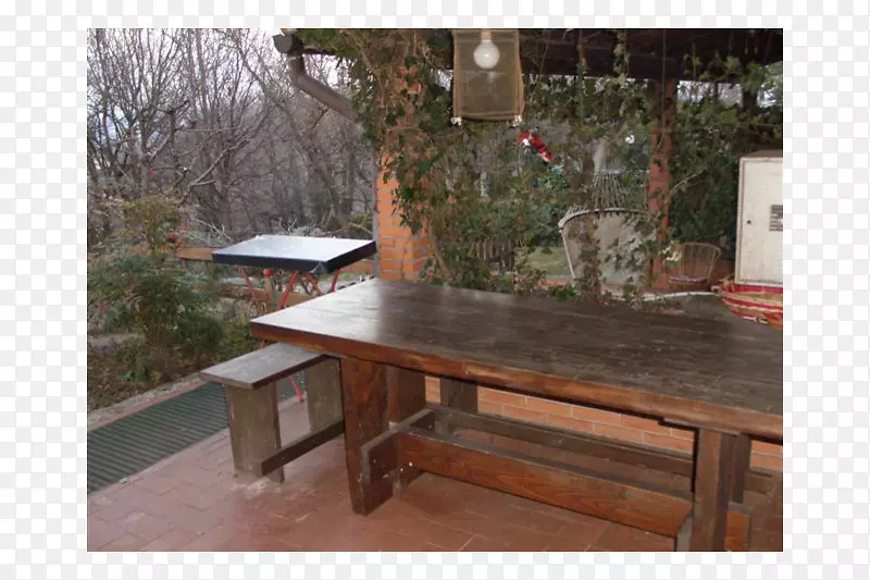 咖啡桌，庭院，花园，家具，长椅，物业-Desenzano del garda
