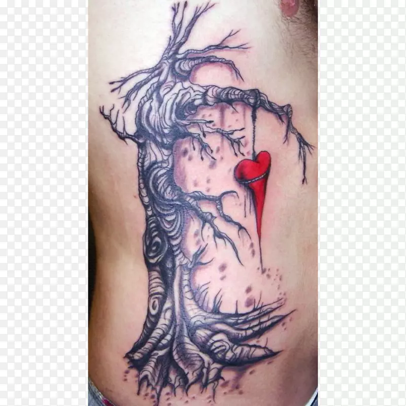 纹身艺术家用过的树