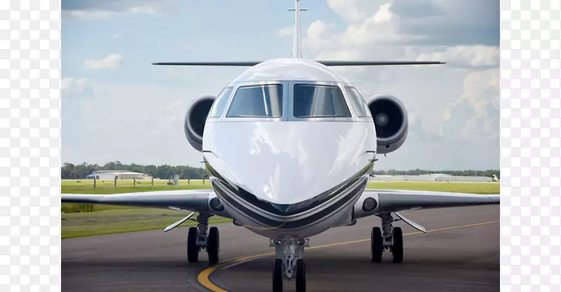 商务喷气式G200飞机航空飞行-银色客机