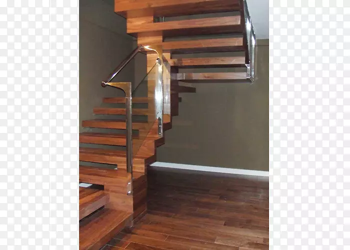 木地板楼梯