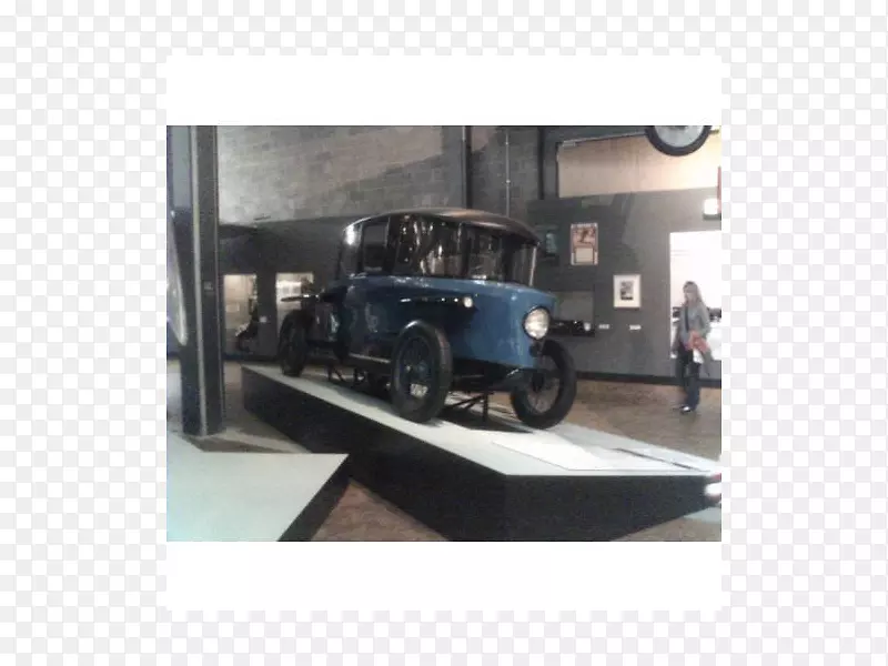 汽车保险杠-旧车运输-柏林博物馆
