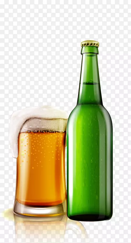 绿色啤酒酒瓶