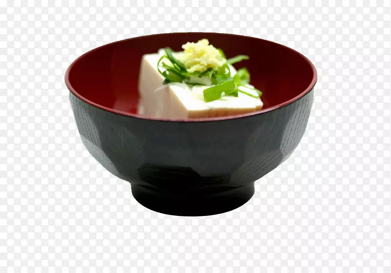 黑碗里的白嫩豆腐