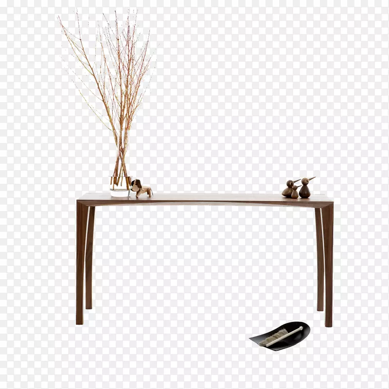 木质的特色装饰桌子