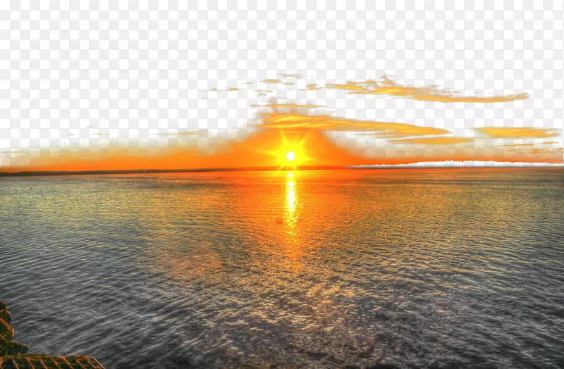 手绘海面升起的太阳