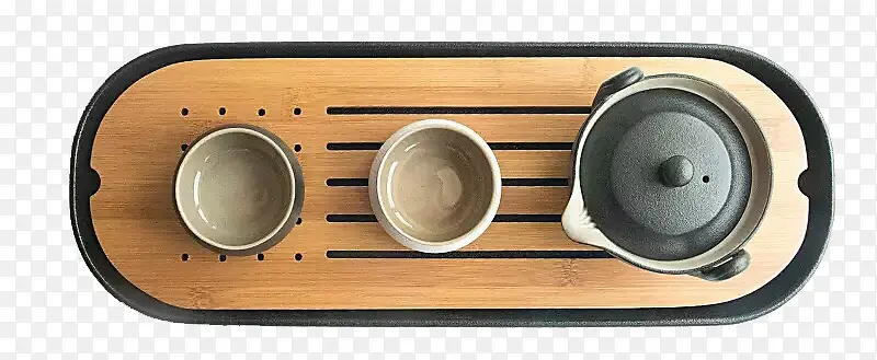 三个杯子和茶托