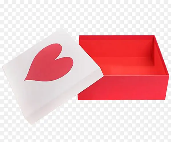 红色的心型包装盒