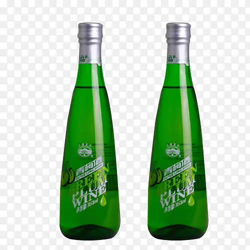 绿色瓶装两瓶青梅汁