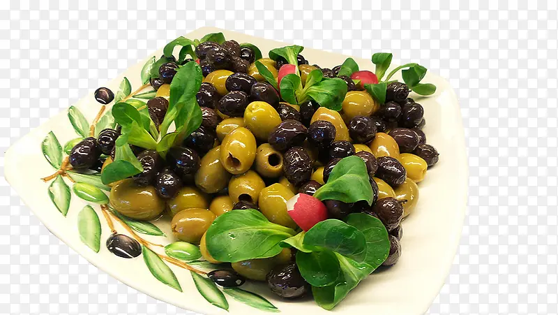 盘子里美味的橄榄果