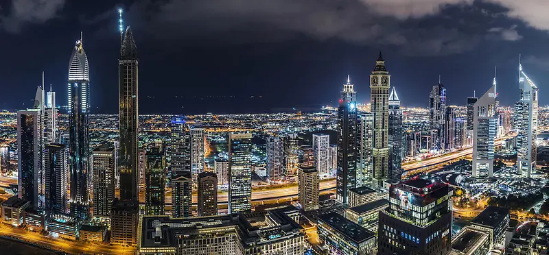 夜幕降临的城市风景