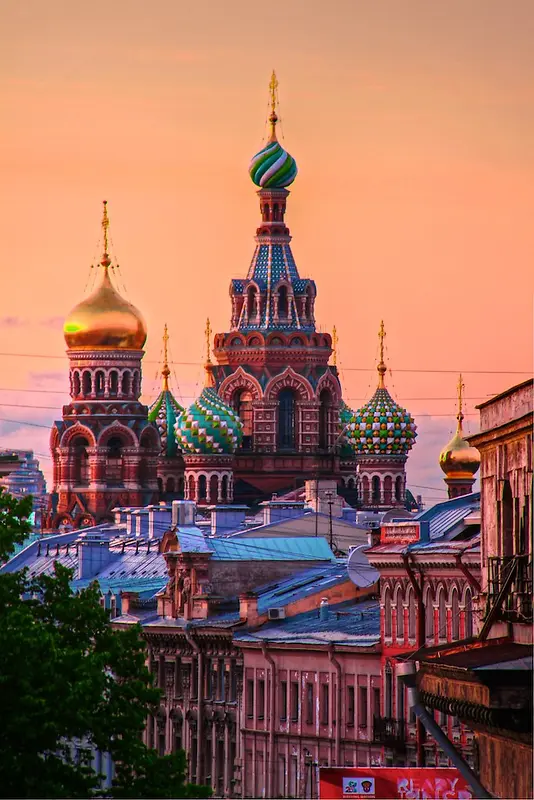彩色俄罗斯城堡建筑