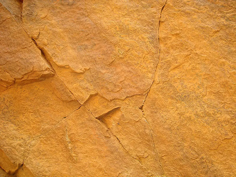 裂缝的岩石