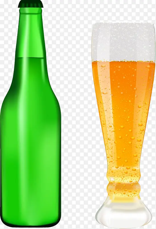 啤酒瓶与啤酒杯