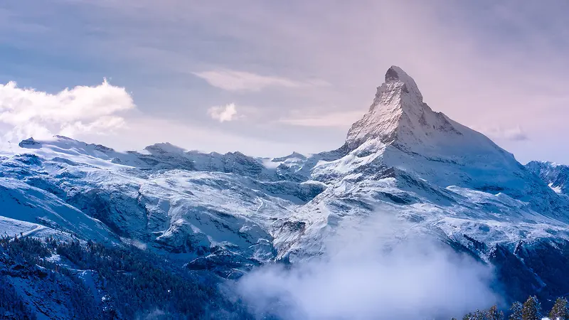 蓝天白云雪山宽屏