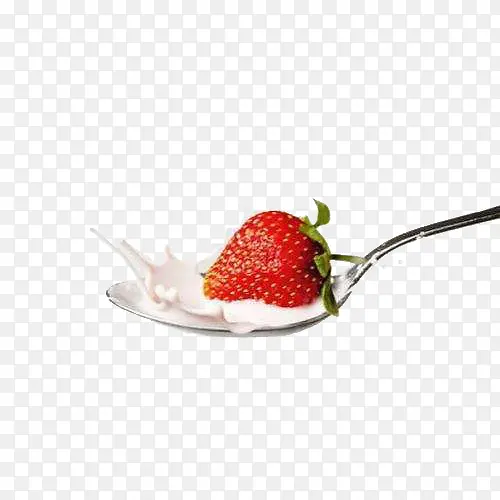 勺子中的草莓