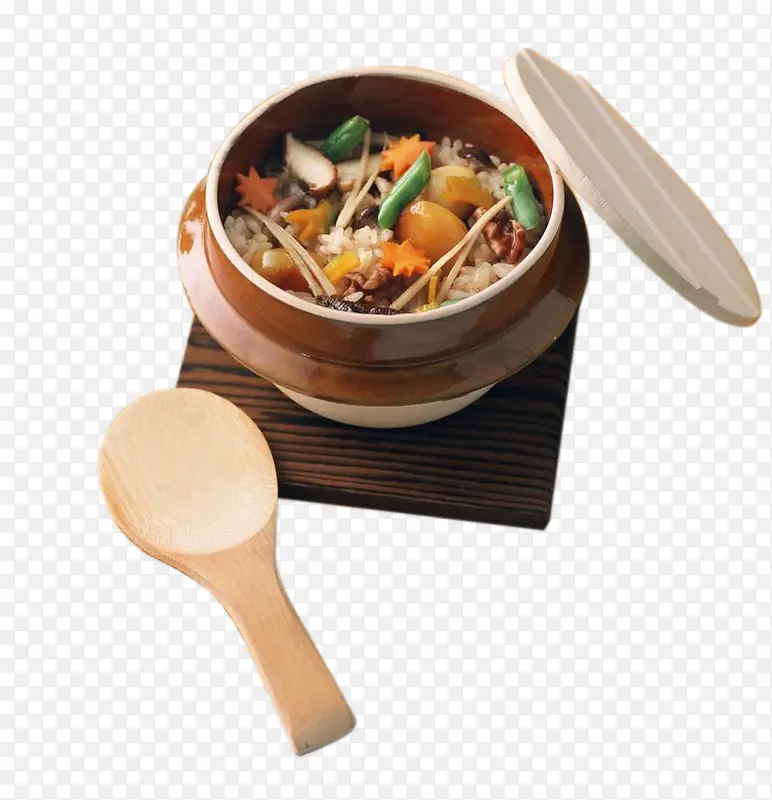 木板上的日式砂锅什锦饭