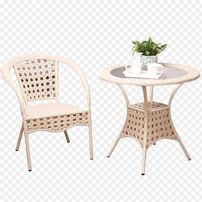 欧式藤椅和桌子