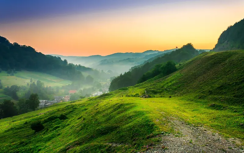 绿色草地仙境宽屏