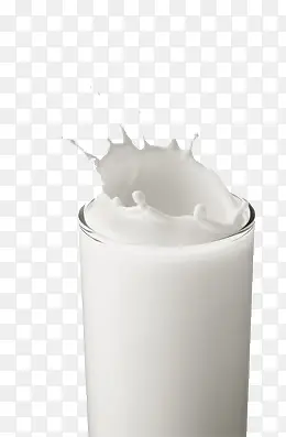 一杯飞溅的牛奶