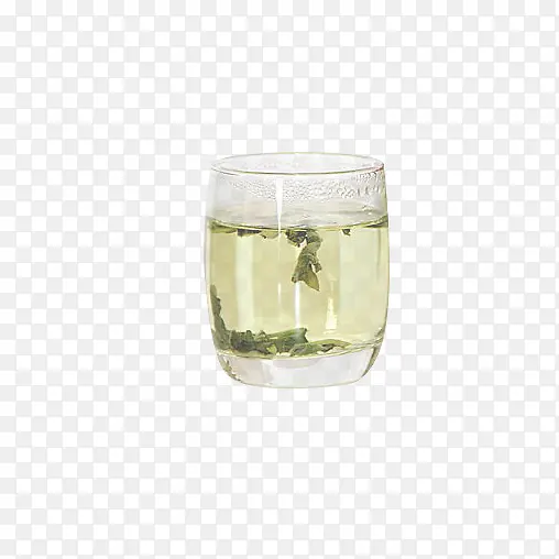 玻璃杯装了茶水