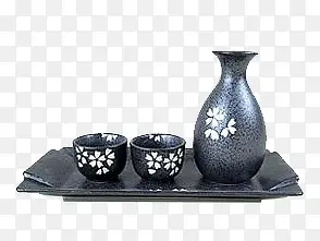 日系风格酒壶和酒杯