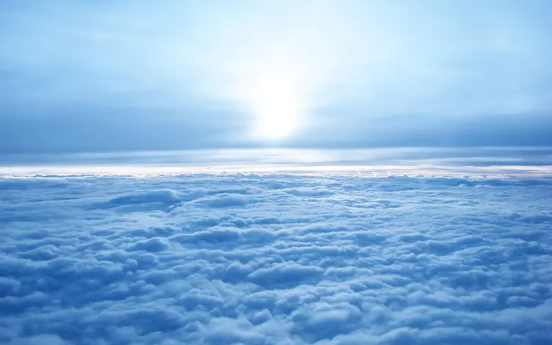 蓝天云层湛蓝风景