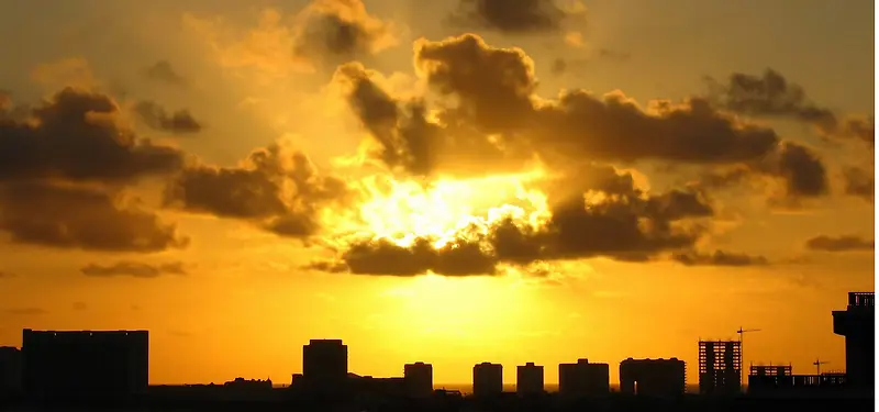 天空夕阳城市背景