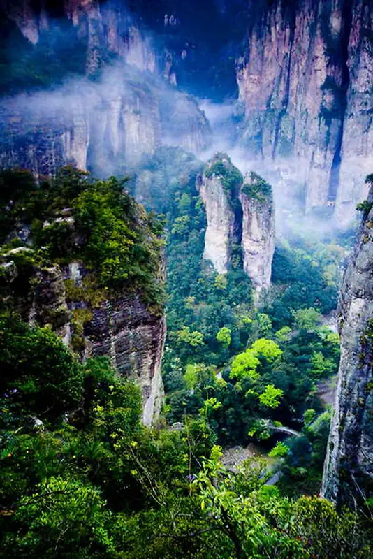 山水画雁荡山风光